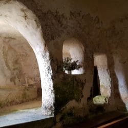 Interior de la ermita de Nuestra Señora de la Peña de Faido.
